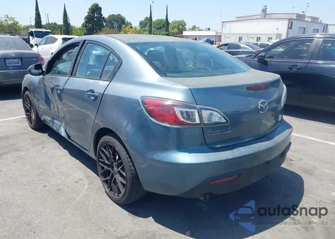 2011 Mazda Mazda3 I Sport z USA, uszkodzony, nr VIN JM1BL1UG0B1408900